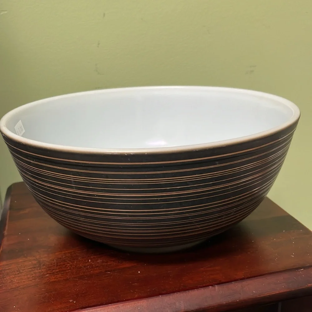 MCM 1964 Pyrex Terra Matte Black/Brown Striped 4 Qt Nesting Mixing Bowl #404